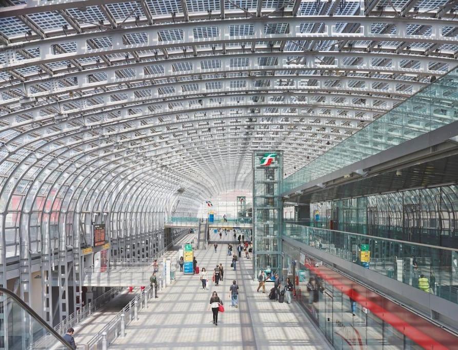トリノDora Park-Porta Susa Private Parking&Netflixアパートメント エクステリア 写真